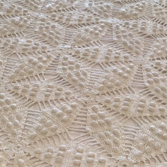 Vintage Hand Crochet Coverlet Spread - Picture 2 of 6